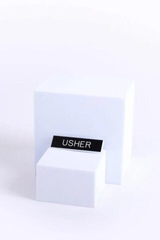 788200805105 Usher Engraved Plastic Badge